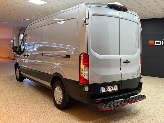 Ford Transit 4 of 5