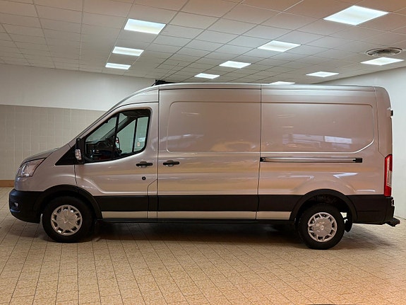 Ford Transit 3 of 5