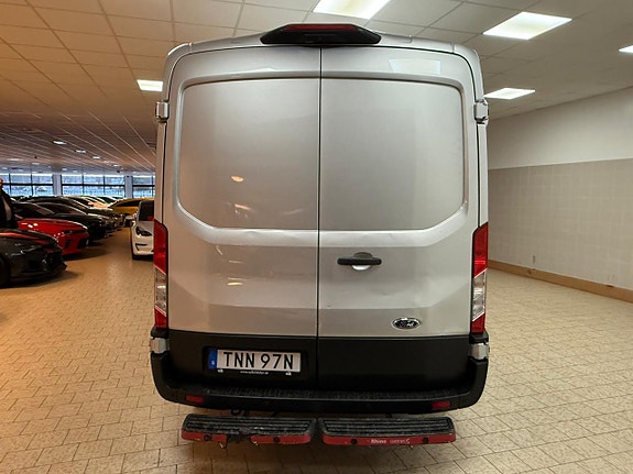 Ford Transit 5 of 5
