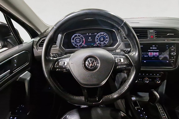 Volkswagen Tiguan Allspace 13 of 17