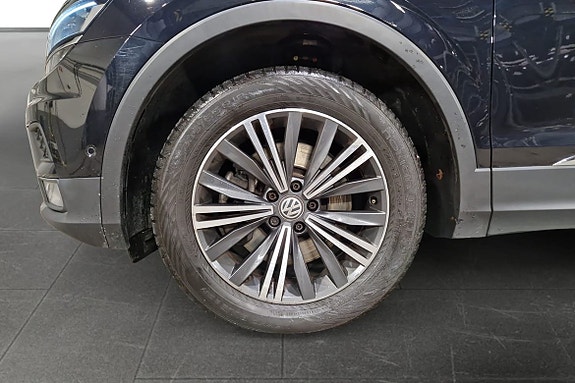 Volkswagen Tiguan Allspace 16 of 17