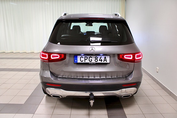 Mercedes-Benz GLB220 d 5 of 5