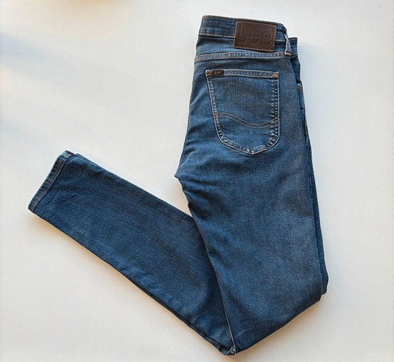 Product image 1 of 6