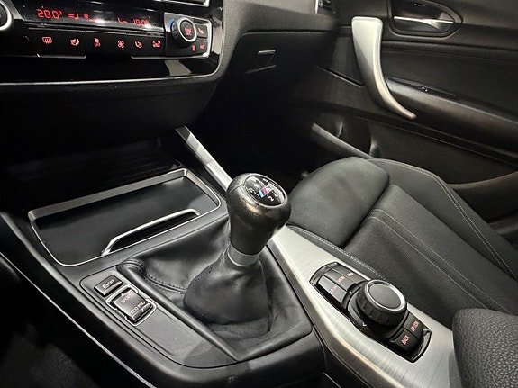 BMW 118i 12 of 12