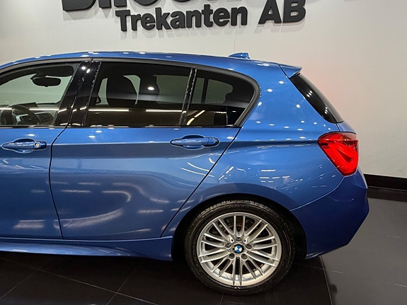 BMW 118i 5 of 5