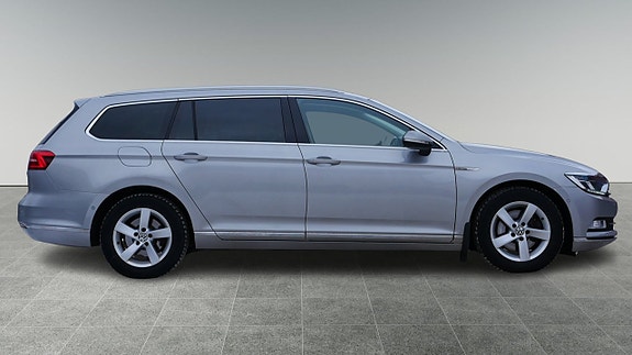Volkswagen Passat 5 of 5