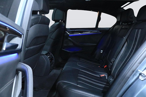 BMW 530e 8 of 30