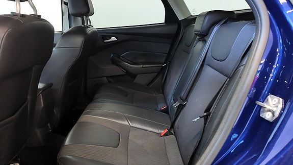 Ford Focus 14 of 14
