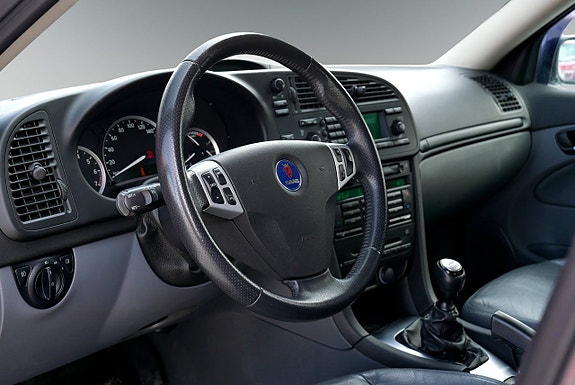 Saab 9-3 11 of 13