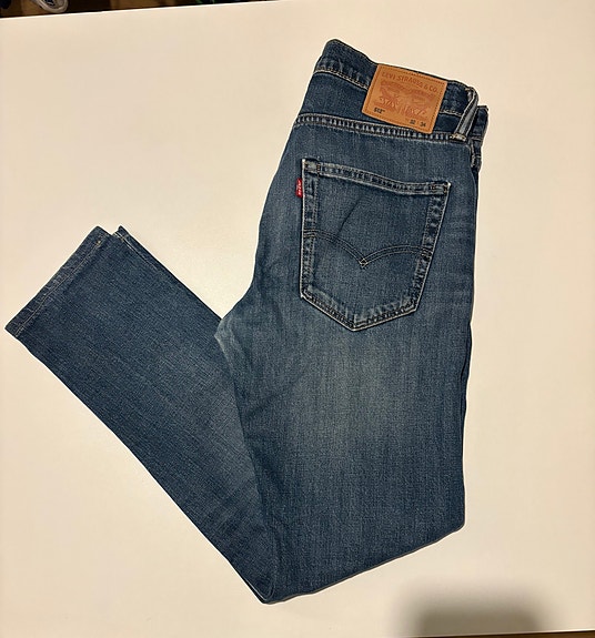 Product image 1 of 7