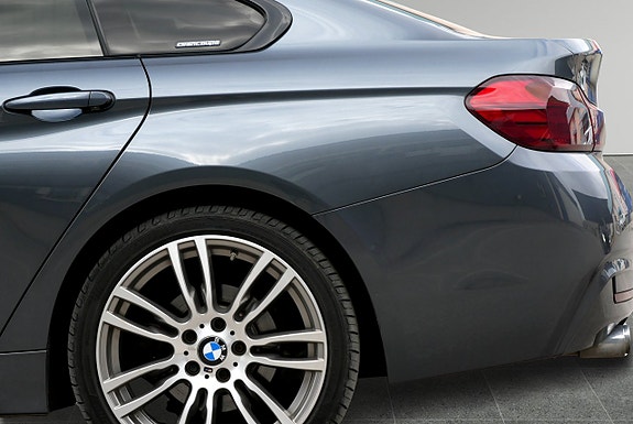 BMW 430i 4 of 5