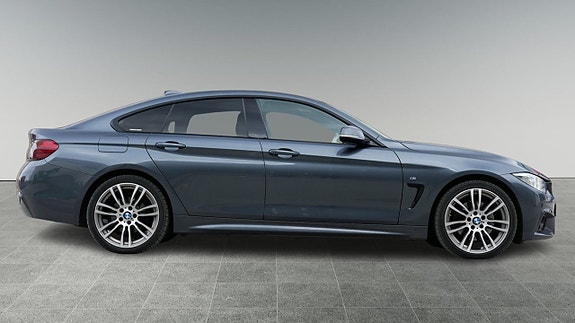BMW 430i 3 of 5