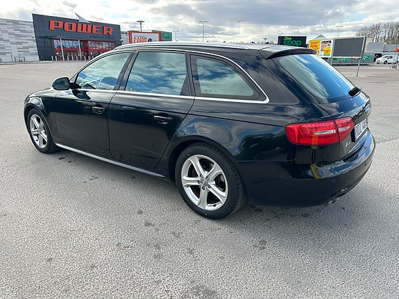 Audi A4 4 of 5