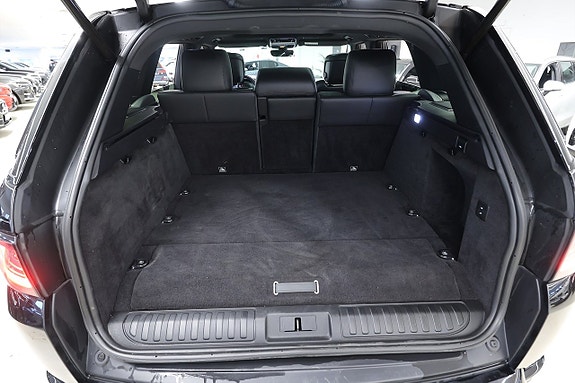Land Rover Range Rover Sport 10 of 28