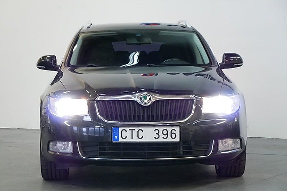 Skoda Superb 4 of 5