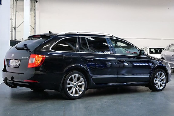 Skoda Superb 8 of 30