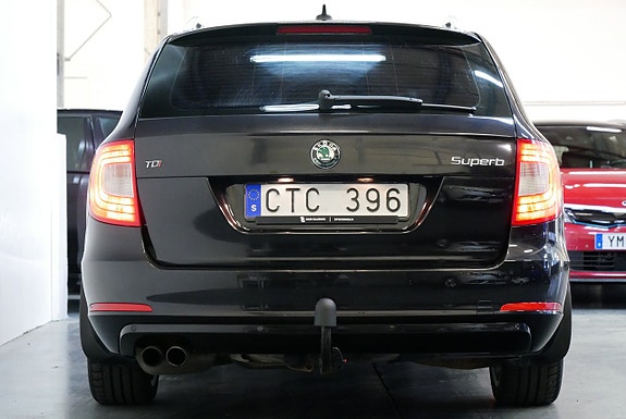 Skoda Superb 12 of 30