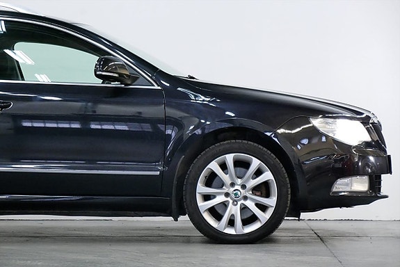 Skoda Superb 22 of 30