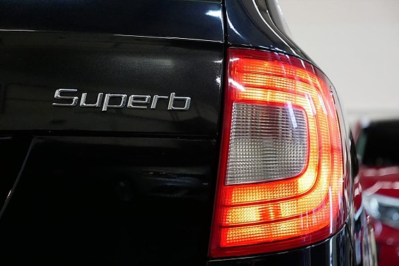 Skoda Superb 17 of 30