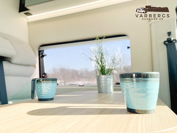 Karmann Davis 620 Trendstyle *AUTOMAT* Långbädd / Dieselvärmare / 636cm / Garanti / Gästsäng / 3850kr/mån. (3.95% ränta) 9 of 24