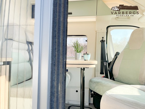 Karmann Davis 620 Trendstyle *AUTOMAT* Långbädd / Dieselvärmare / 636cm / Garanti / Gästsäng / 3850kr/mån. (3.95% ränta) 6 of 24