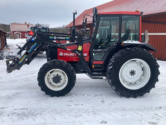 Valmet 465 med lastare Endast 3200 timmar