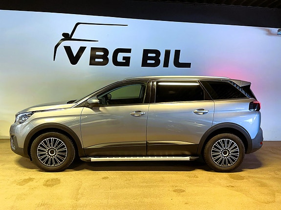 Peugeot 5008 5 of 5