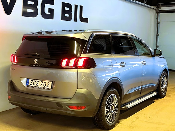 Peugeot 5008 7 of 16