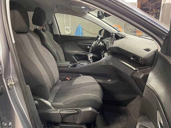 Peugeot 5008 15 of 16