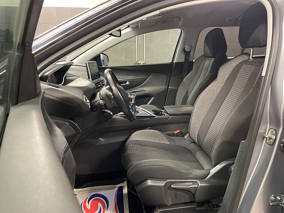Peugeot 5008 10 of 16