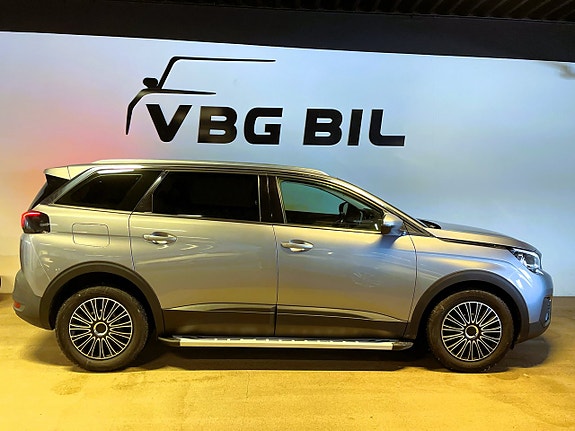Peugeot 5008 8 of 16