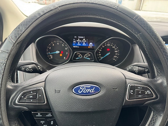 Ford Focus 16 of 18