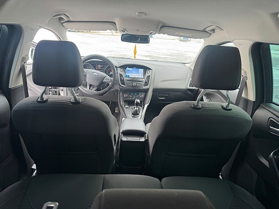 Ford Focus 15 of 18