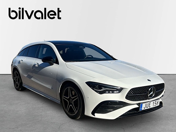 Mercedes-Benz CLA200 3 of 5