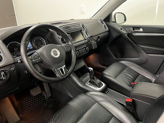 Volkswagen Tiguan 4 of 5