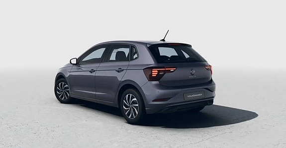 Volkswagen Polo 2 of 4