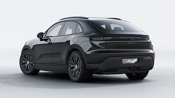 Porsche Macan 4 2 of 5