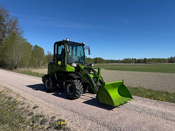 NordMex LM107 Hjullastare – CE | Steg V | 4x4 | Vikt: 2300kg 5 of 12