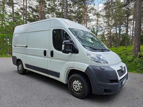 Peugeot Boxer 2 of 5