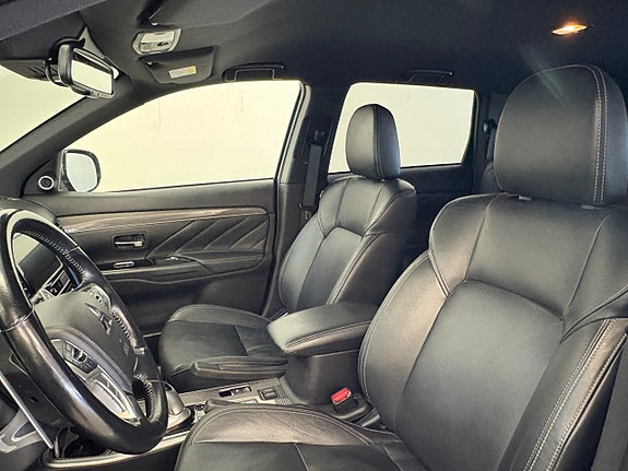 Mitsubishi Outlander 10 of 14
