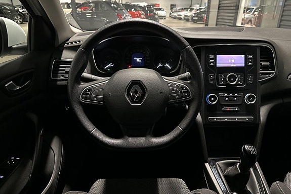 Renault Megane 10 of 16