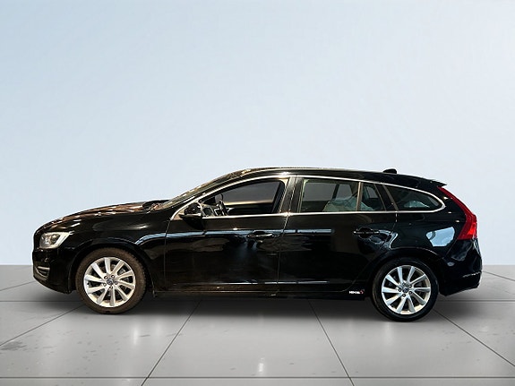 Volvo V60 4 of 5