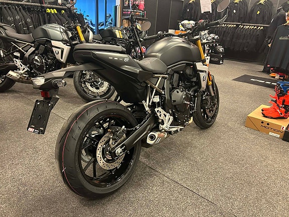Suzuki GSX-8T 5 of 5