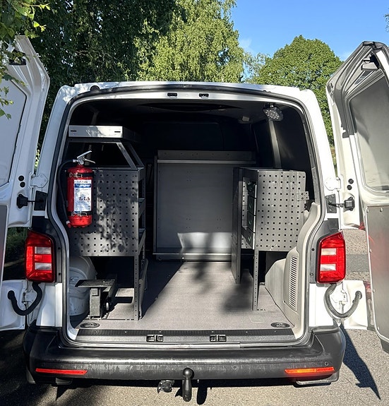 Volkswagen Transporter 11 of 22