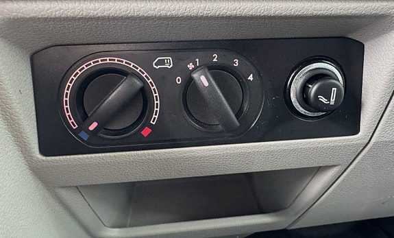 Volkswagen Transporter 17 of 22