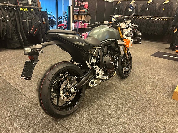 Suzuki GSX-8T 5 of 5