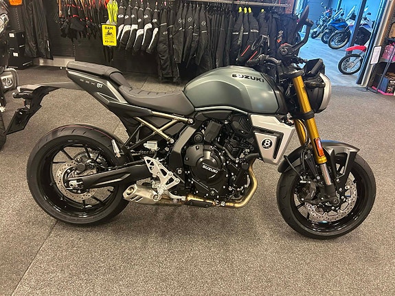 Suzuki GSX-8T 2 of 5