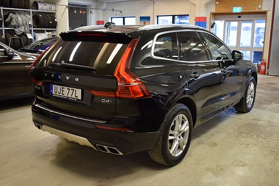 Volvo XC60 6 of 22