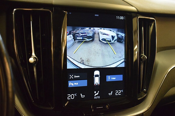 Volvo XC60 16 of 22