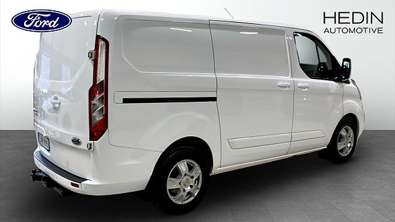 Ford Transit Custom 2 of 12